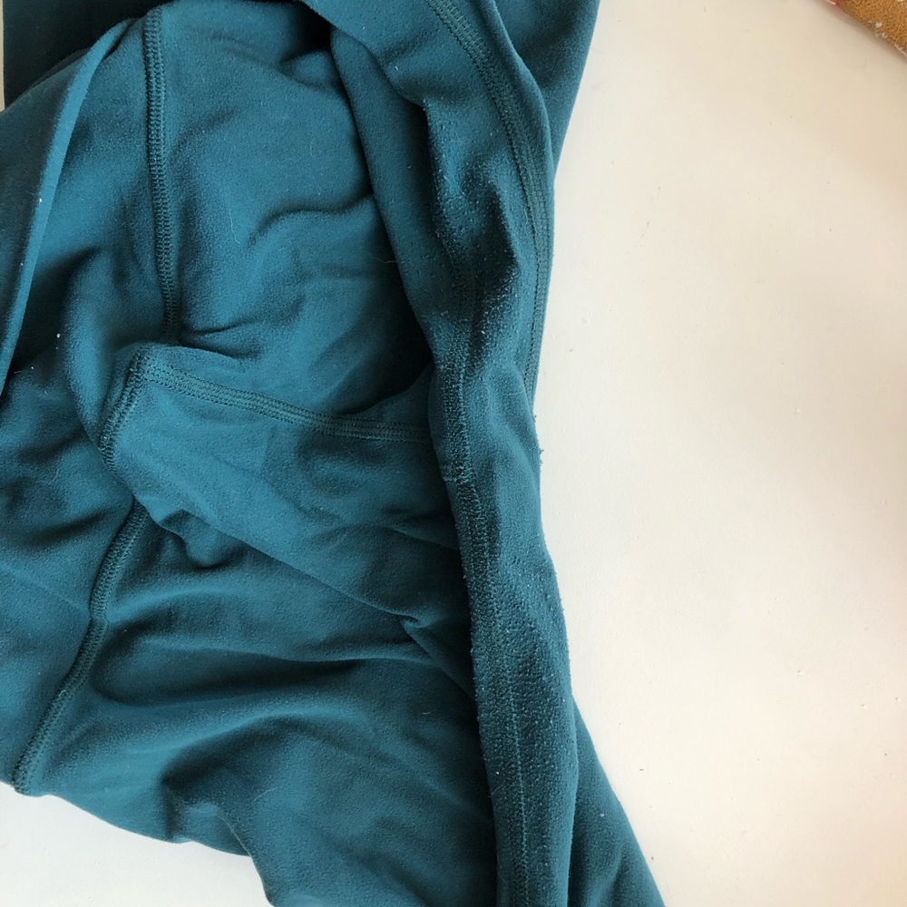 Emerald aligns - Picture 3 of 3
